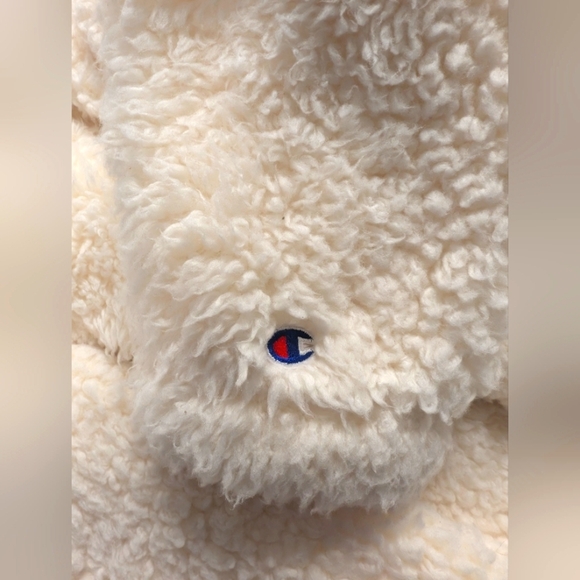 Champion Off White Plush Hoodie - Picture 6 of 9